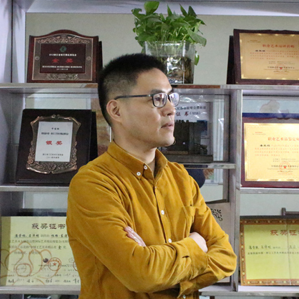 潘荣根